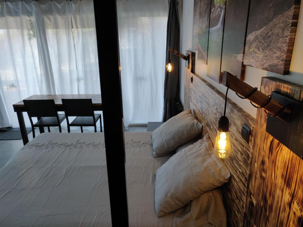 Les Terrasses De Valensole Bed and Breakfast Εξωτερικό φωτογραφία
