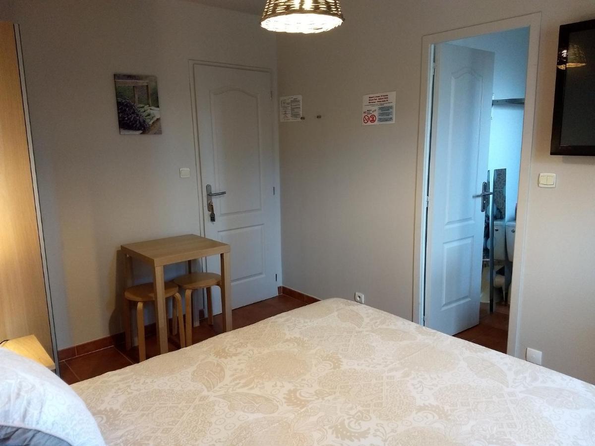 Les Terrasses De Valensole Bed and Breakfast Εξωτερικό φωτογραφία