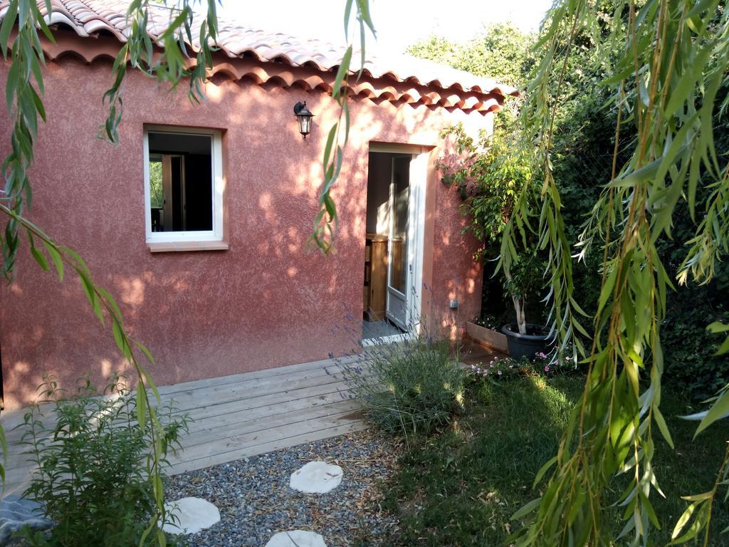 Les Terrasses De Valensole Bed and Breakfast Εξωτερικό φωτογραφία