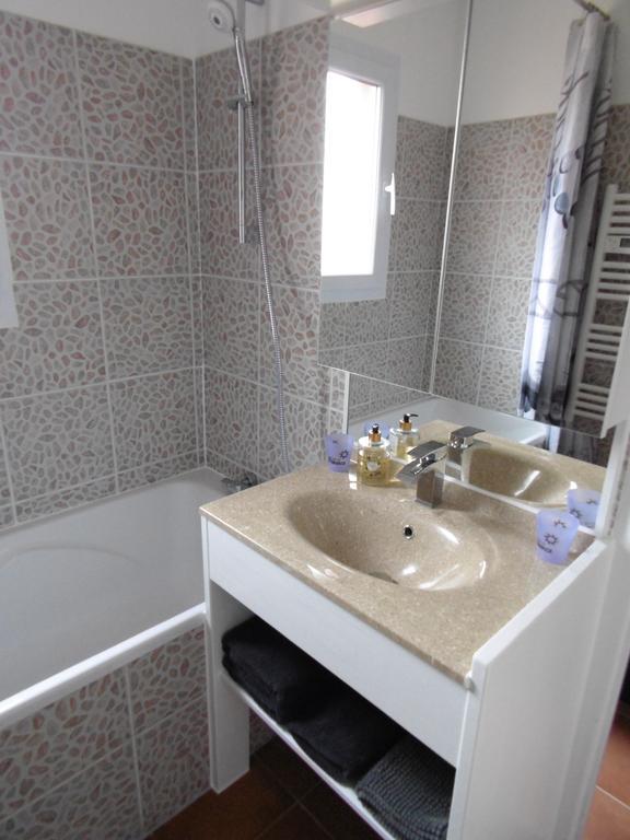 Les Terrasses De Valensole Bed and Breakfast Εξωτερικό φωτογραφία