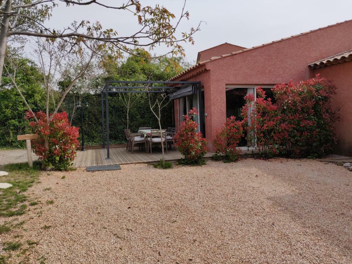Les Terrasses De Valensole Bed and Breakfast Εξωτερικό φωτογραφία